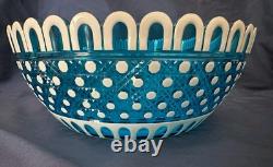 1800's Rare Thomas Webb Blue And White Art Glass Crystal Bowl 8.25 D 1800's Rare Thomas Webb Blue And White Art Glass Crystal Bowl 8.25 D