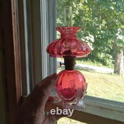 1890 ORIGINAL CRANBERRY ART GLASS RIBBED OPTIC MINIATURE LAMP WithAPPLIED SWANS