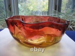 1900-1910 Victorian Art Glass Bowl Sunset Amberina Octagon Blown Out Shapes 7.5