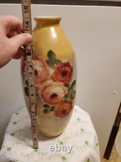 ANTIQUE 1880'S-1910s. ARTGLASS HANDPAINTED VASE. AUSTRIAN OR BAVARIAN. PORCELAIN