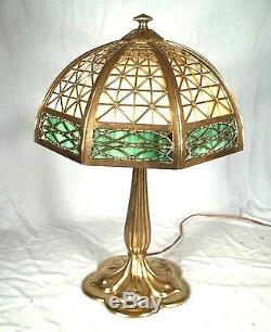 ANTIQUE EARLY 20th CENTURY VICTORIAN ART NOUVEAU 2 COLOR STAINED GLASS LAMP