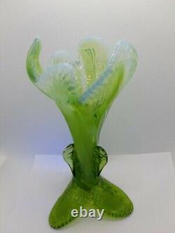 ANTIQUE Kralik Floraform art glass vase opalescent Bohemian art nouveau Glows
