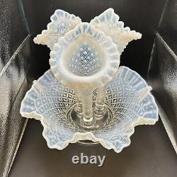 AntiquFenton Art Glass White Opalescent Diamond Lace Ruffled 3 Horn Epergne Vase