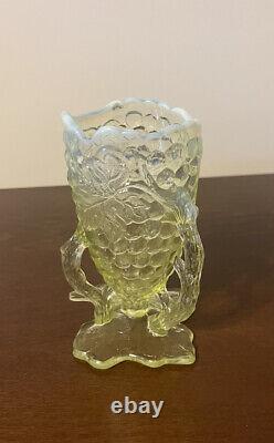 Antique 1903 Northwood Opalescent Vaseline Yellow Grapevine Cluster Novelty Vase