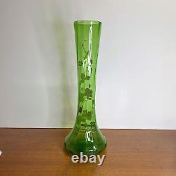 Antique Art Nouveau Victorian Bohemian Uranium Glass Hand Painted Vase Optic Rib