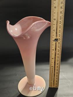 Antique Burmese Vase Mt Washington Burmese Glass Trumpet or Lily Vase Antique Burmese Vase Mt Washington Burmese Glass Trumpet or Lily Vase