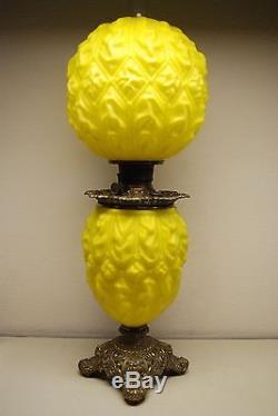 Antique Gwtw Kerosene Oil Canary Yellow Glass Art Nouveau Deco Victorian Lamp