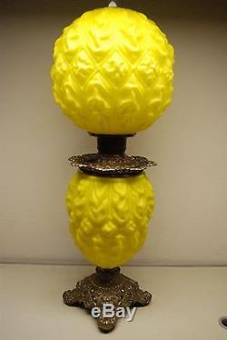 Antique Gwtw Kerosene Oil Canary Yellow Glass Art Nouveau Deco Victorian Lamp
