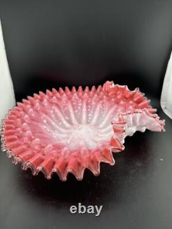 Antique Hand Blown Victorian Style Art Glass Centerpiece Bowl Ruffled Edges Antique Hand Blown Victorian Style Art Glass Centerpiece Bowl Ruffled Edges
