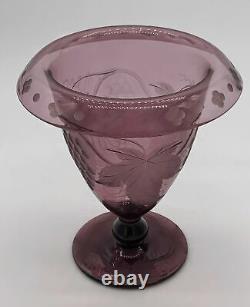 Antique Pairpoint amethyst engraved grapevine glass covered urn Rockwell Gallery