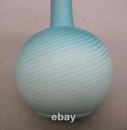 Antique STEVENS & WILLIAMS Art Glass POMPEIAN SWIRL Air-Trap Satin MOP Bud Vase