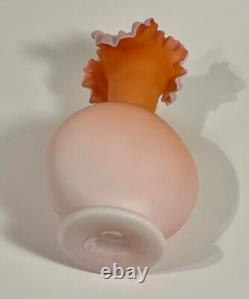 Antique Victorian Ombre Peach /Pink Satin Glass Vase with Ruffle Top 8.5 H Antique Victorian Ombre Peach /Pink Satin Glass Vase with Ruffle Top 8.5 H