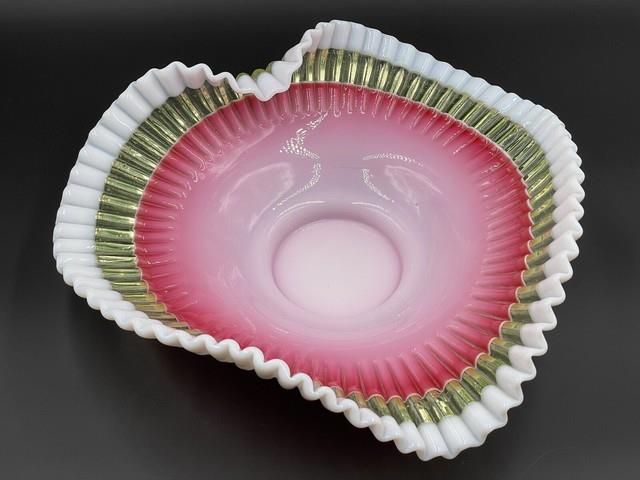 Antique Victorian Vaseline Opalescent Art Glass Brides Heart Crimped Bowl Basket