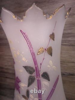 Antique Victorian opaline glass vase enameled flowers hand painted Gold gilt Z84 Antique Victorian opaline glass vase enameled flowers hand painted Gold gilt Z84