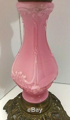 Antique Vtg Gone With The Wind Oil Victorian Lamp Patterned Art Pink Milk Glass