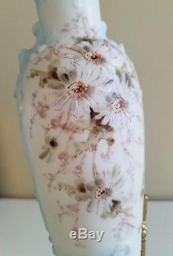 Antique Wave Crest Rococo Vase withGilt-Metal Footed Base Victorian Floral Daisies