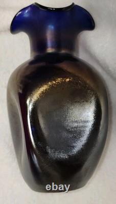 Antiwue LOETZ Cobalt Blue IRIDESCENT GLASS Dimple Vase Quatrafoil Lip 1900S Antiwue LOETZ Cobalt Blue IRIDESCENT GLASS Dimple Vase Quatrafoil Lip 1900S
