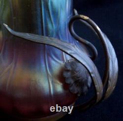 Art Nouveau Kralik Bronze-mounted Iridescent Bohemian Art Glass Vase, 1900