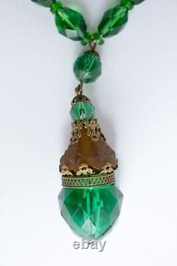 Art Nouveau Victorian Green Art Glass Sautoir Necklace