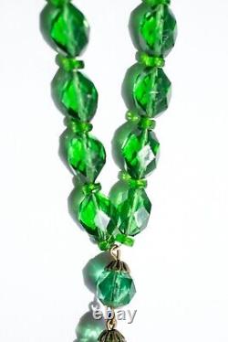 Art Nouveau Victorian Green Art Glass Sautoir Necklace