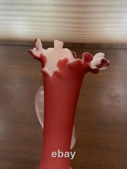 BEAUTIFUL ANTIQUE VICTORIAN Peachblow Art Glass Vase WithFrosted Floral Design 10