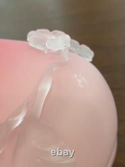BEAUTIFUL ANTIQUE VICTORIAN Peachblow Art Glass Vase WithFrosted Floral Design 10