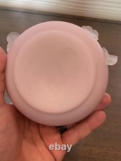 BEAUTIFUL ANTIQUE VICTORIAN Peachblow Art Glass Vase WithFrosted Floral Design 10