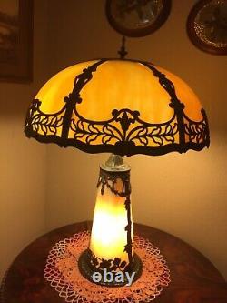 Beautiful Antique Arts & Crafts Cream Convex Slag Glass Lighted Base'Married