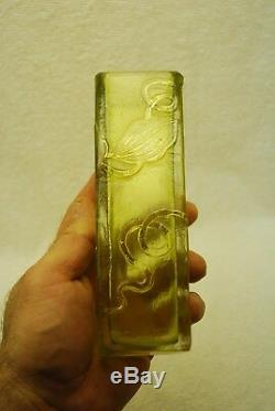 Beautiful Victorian French Cameo Lime Green To Clear Square Flower Vase C1910