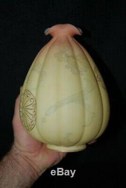 Beautiful Victorian Mt Washington Crown Milano Albertine Melon Ribbed Vase 1890s