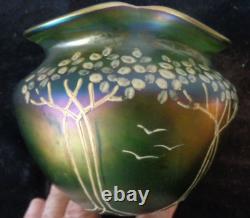 C1900 LOETZ Iridescent Green ART GLASS BOWL WithRuffled Rim Stylized Tree &Leaves