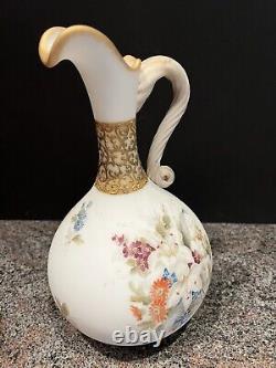 CROWN MILANO MT. WASHINGTON EWER, ROPED/TWISTED HANDLE, Gold Necked Collar