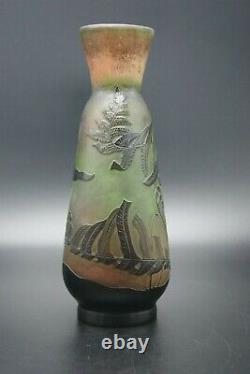 Emile Galle (1846-1904) Fougeres Fern Vase French Art Nouveau Glass H. 10.1/4