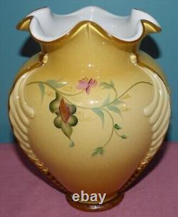 Fenton 1999 Heirloom Collection Gold Overlay Feather Vase Limited Edition