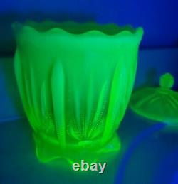 Fenton Cactus Topaz Vaseline Glass LARGE Covered Cracker Cookie Jar RARE