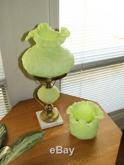 Fenton Poppy Lime Green Student Vintage Lamp (vase not included) VG Condition