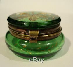 GREEN VICTORIAN ART GLASS PATCH BOX with ENAMELED FLORAL TOP & GILT DECORATION