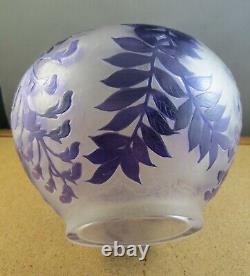 Galle Style Frosted Amethyst Purple Wisteria Leaf Cameo Glass Bowl Vase 5 1/2