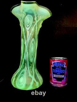 HUGE RARE VICTORIAN ART NOUVEAU OPALESCENT URANIUM VASELINE GLASS VASE 30.5 a/f