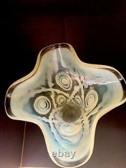 HUGE RARE VICTORIAN ART NOUVEAU OPALESCENT URANIUM VASELINE GLASS VASE 30.5 a/f