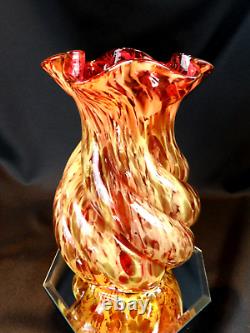 Hobbs Brockunier Art Glass Cranberry Optic Swirl Splatter Vase with Mica 10