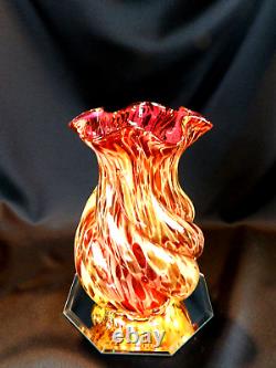 Hobbs Brockunier Art Glass Cranberry Optic Swirl Splatter Vase with Mica 10