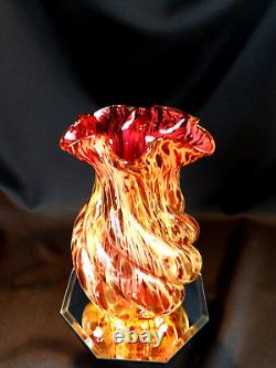 Hobbs Brockunier Art Glass Cranberry Optic Swirl Splatter Vase with Mica 10