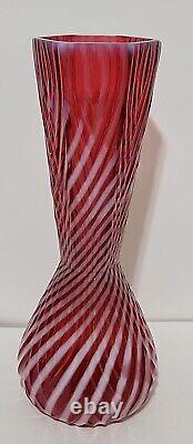 Hobbs Brockunier Textured Cranberry Opalescent Swirl Textured Vase 11 3/4 T
