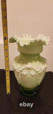 LARGE 12VICTORIAN HAND BLOWN LT GREEN DECORATIVE VASE WithORNATE RUFFLE CRIMP TOP