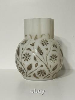 Large Findlay Onyx Victorian Art Glass Vase Large Findlay Onyx Victorian Art Glass Vase
