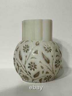 Large Findlay Onyx Victorian Art Glass Vase Large Findlay Onyx Victorian Art Glass Vase
