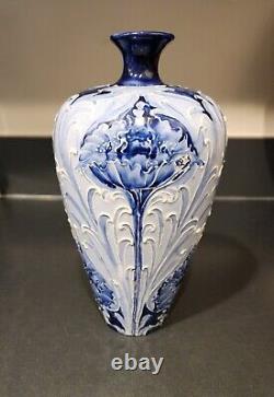 MOORCROFT Florian Poppy vase (for James Macintyre) BLUE white early 1900