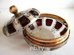 MOSER BOHEMIAN CABOCHON RUBY CUT GLASS TRINKET/ JEWELRY/ POWDER BOX Dresser