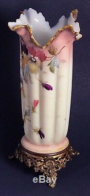 MT WASHINGTON / SMITH BROS Ribbed Ruffled Pansies Glass Vase Ormolu Base ANTIQUE
